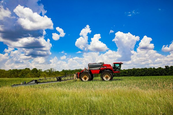 How to optimize digital marketing efforts for UK agricultural equipment suppliers?